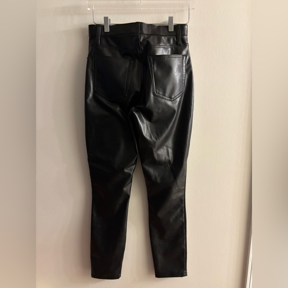 Abercrombie & Fitch Black The Skinny High Rise Faux Leather Pants Size 6 Long - Picture 3 of 5